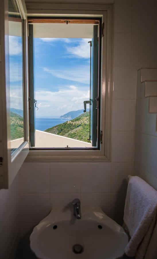 Villa Frederike In Alonissos Old Town Alónnisos Екстериор снимка