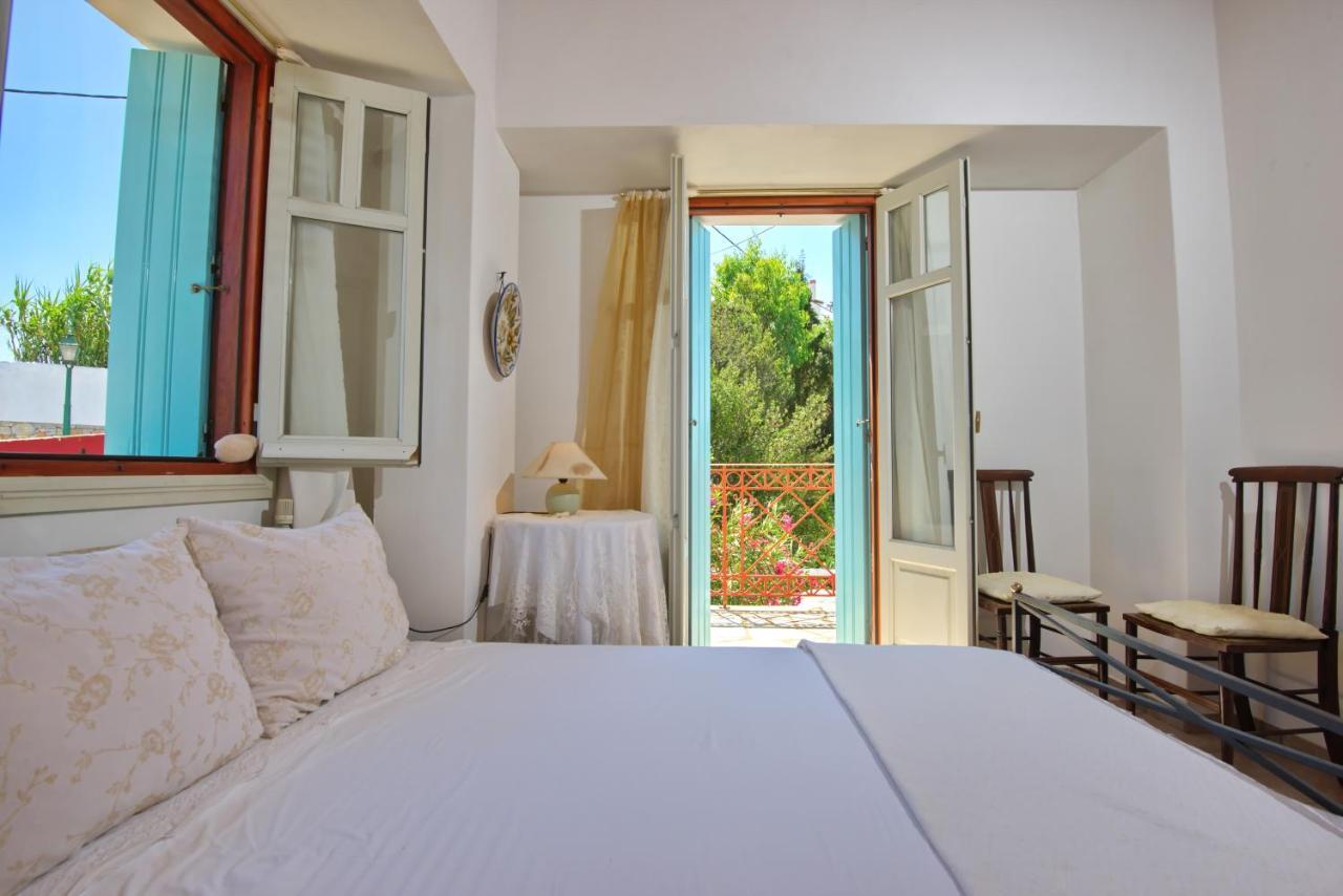 Villa Frederike In Alonissos Old Town Alónnisos Екстериор снимка